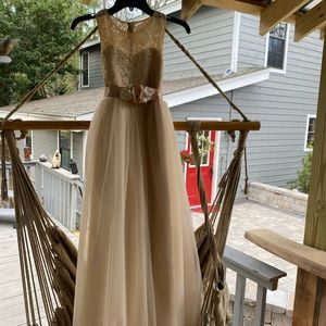 Perfect flower girl dress and waist tie